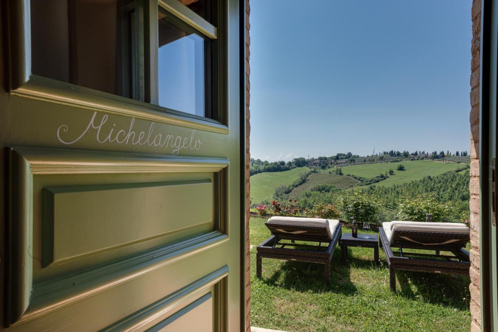 Villa Il Castagno Wine & Resort سيينا المظهر الخارجي الصورة