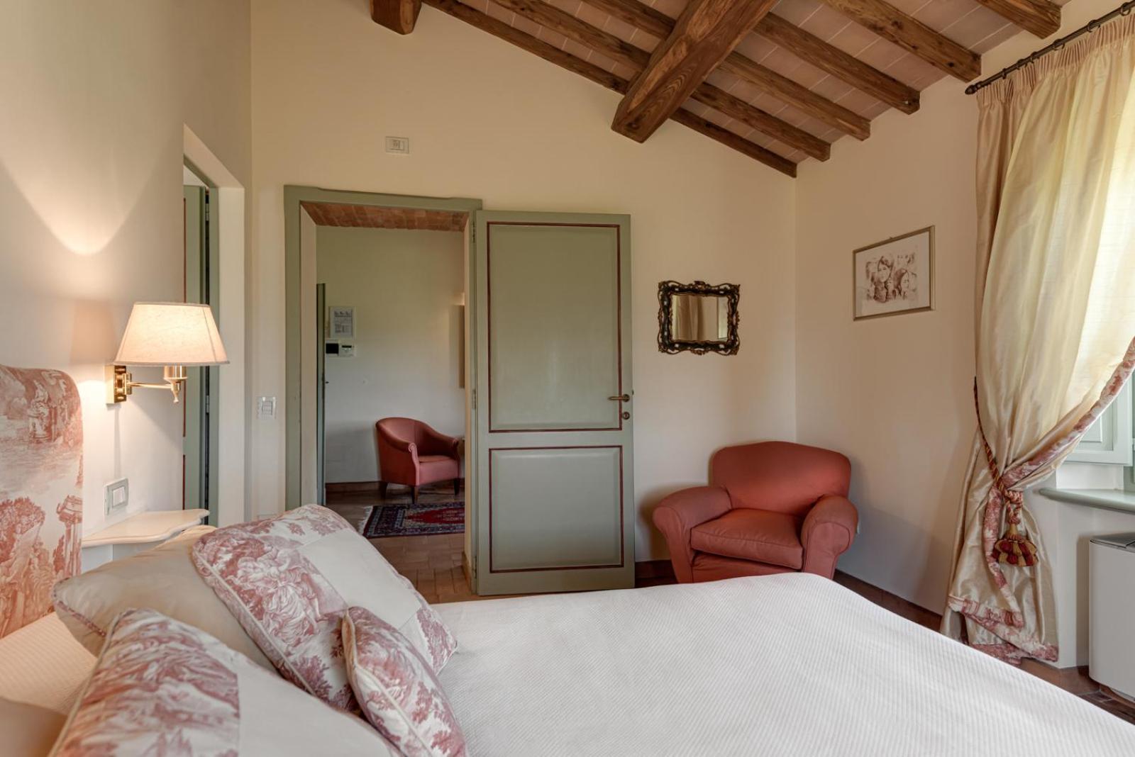 Villa Il Castagno Wine & Resort سيينا المظهر الخارجي الصورة