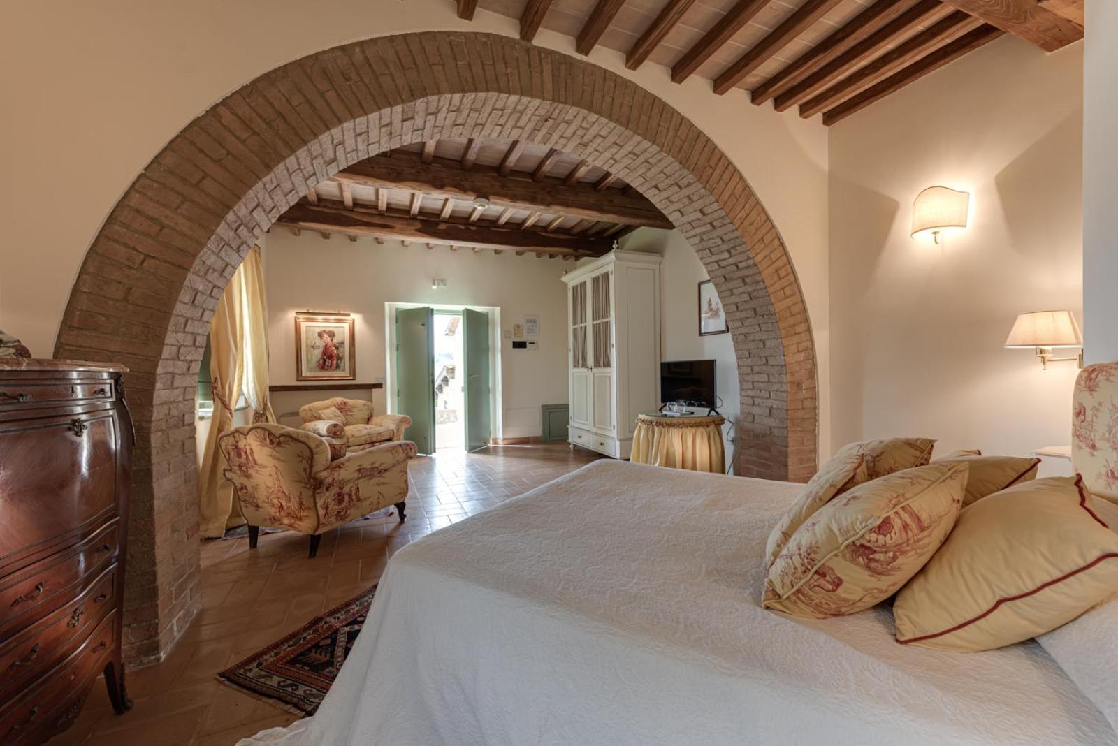 Villa Il Castagno Wine & Resort سيينا المظهر الخارجي الصورة