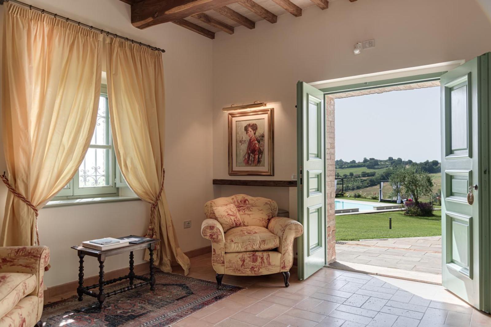 Villa Il Castagno Wine & Resort سيينا المظهر الخارجي الصورة