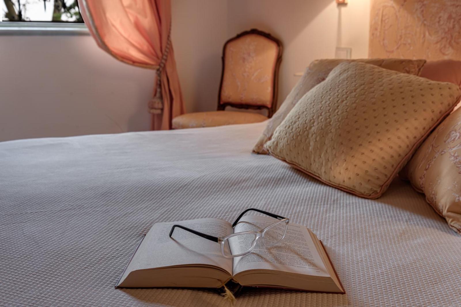 Villa Il Castagno Wine & Resort سيينا المظهر الخارجي الصورة