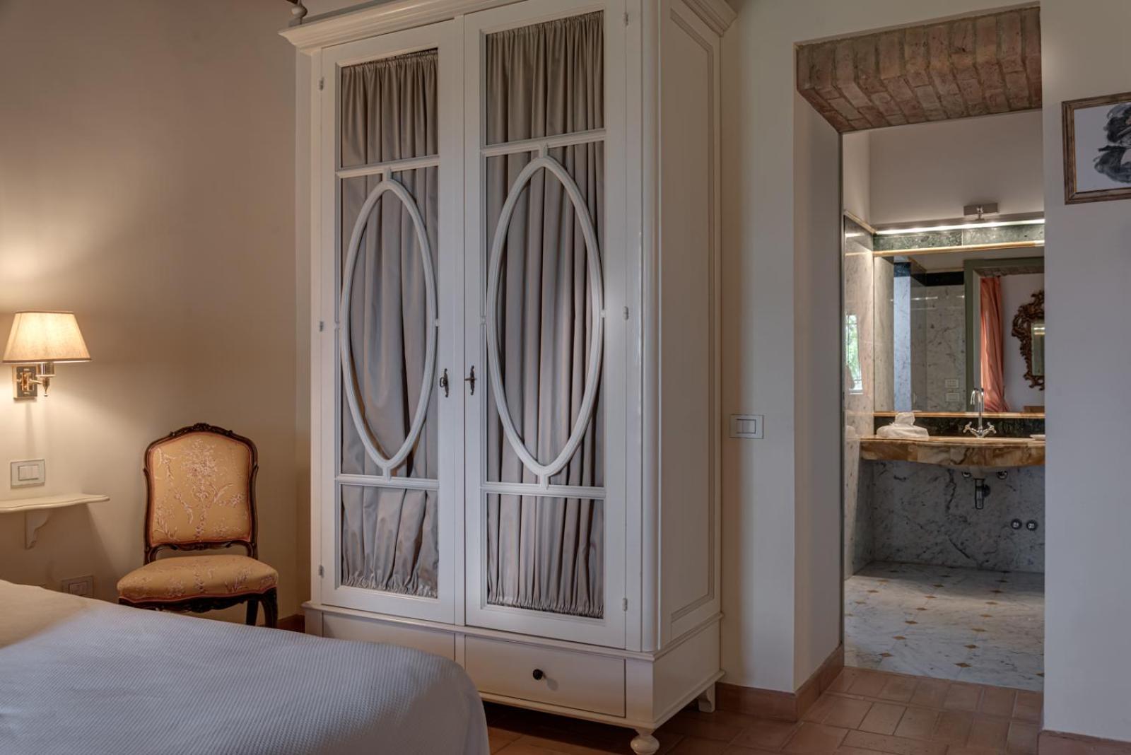Villa Il Castagno Wine & Resort سيينا المظهر الخارجي الصورة