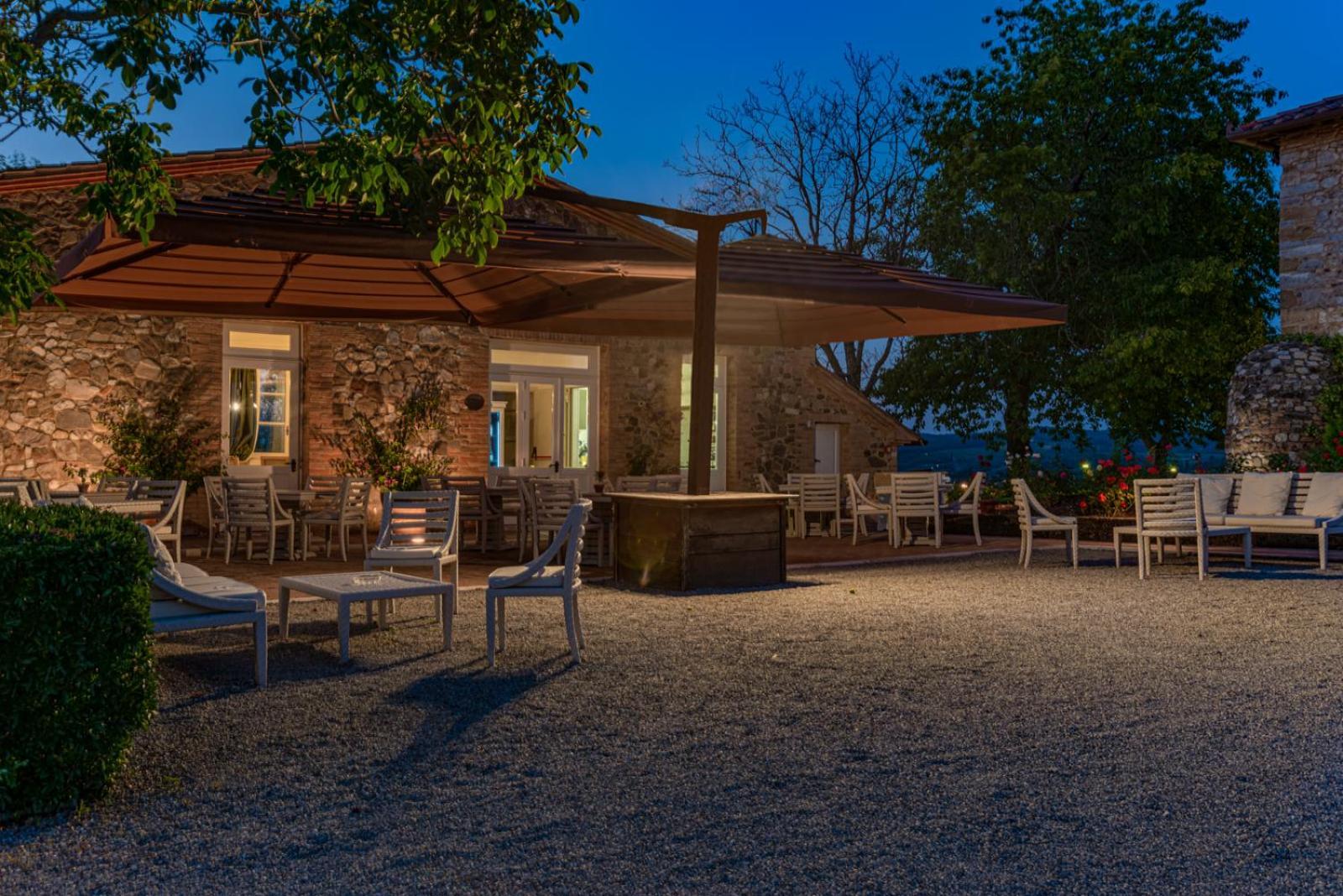 Villa Il Castagno Wine & Resort سيينا المظهر الخارجي الصورة