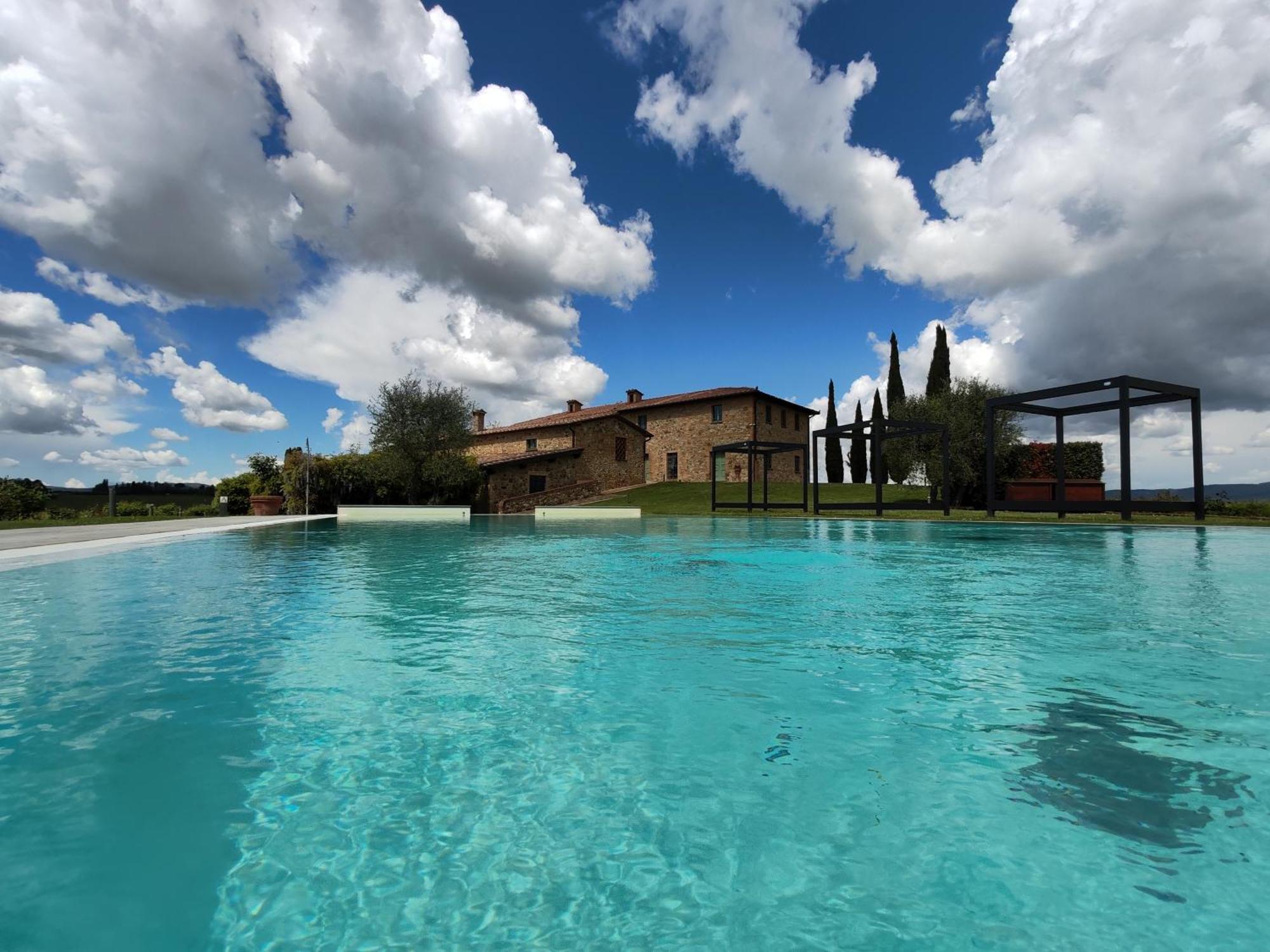 Villa Il Castagno Wine & Resort سيينا المظهر الخارجي الصورة